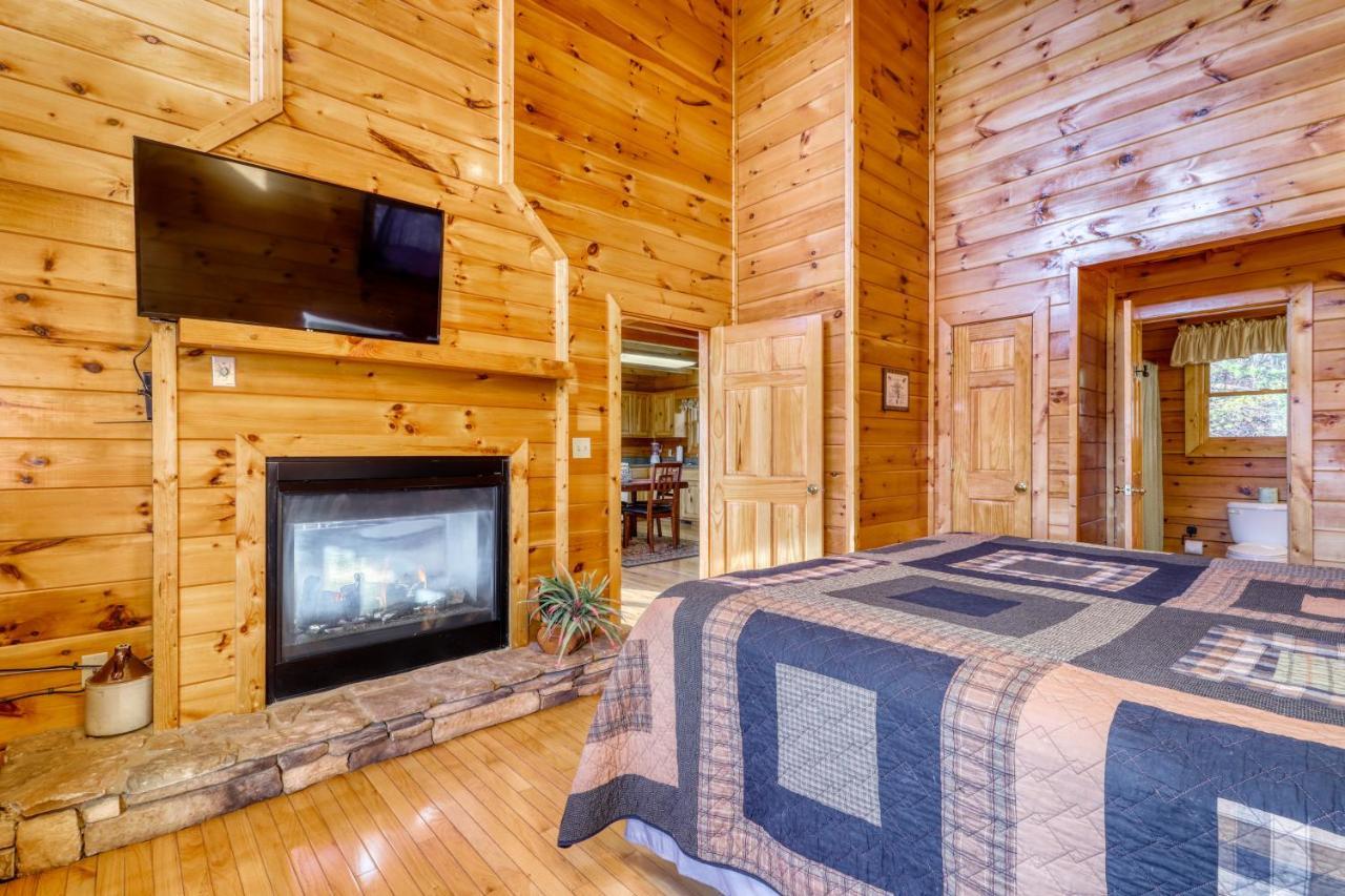Moonlight Retreat Villa Pigeon Forge Exterior photo